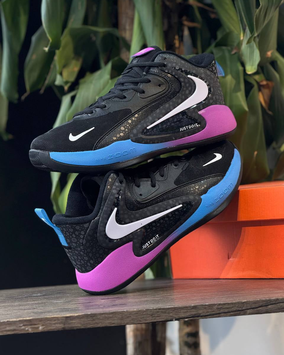 Nike Air Zoom Crossover