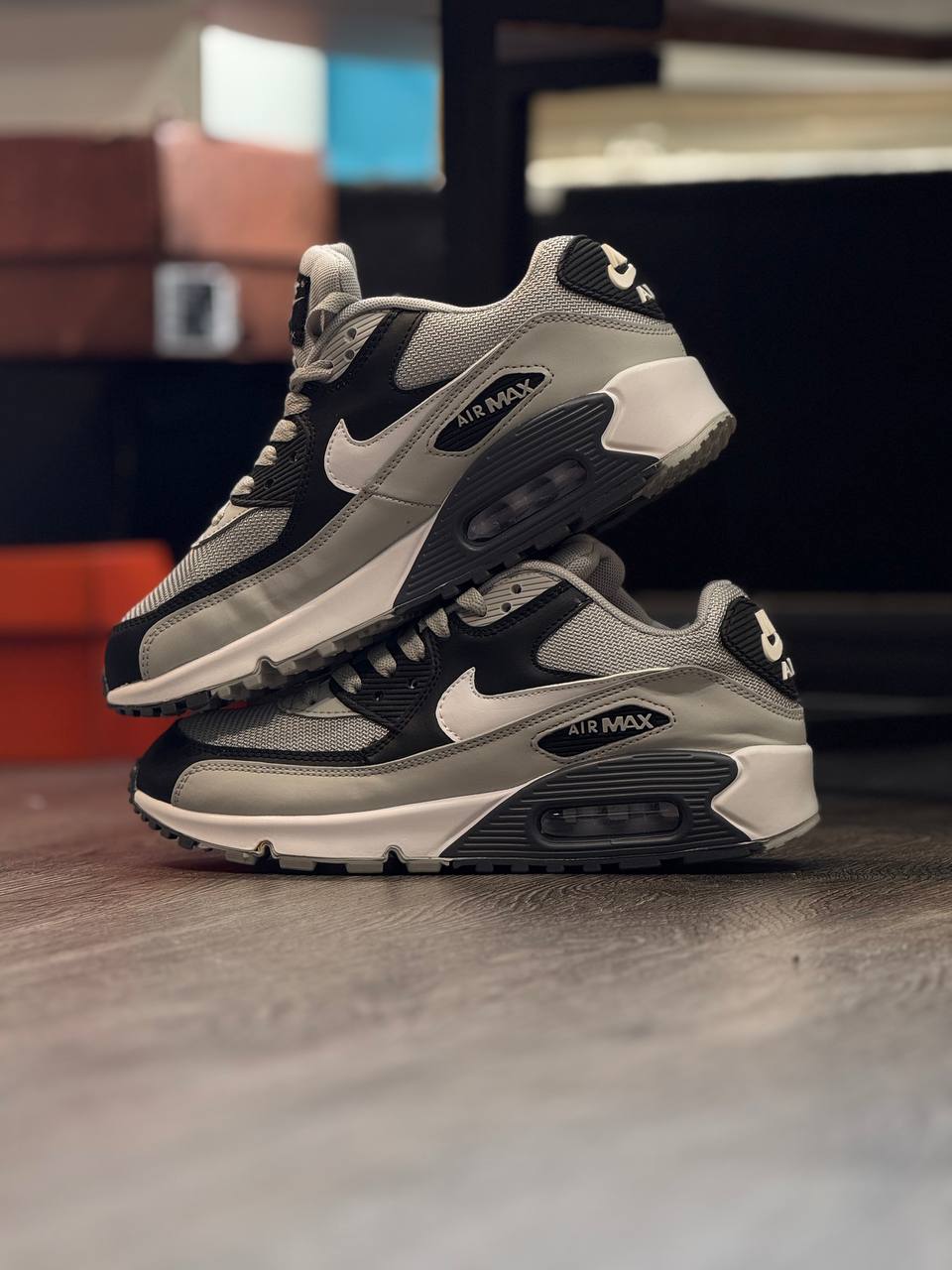 Nike Air Max 90 Black/Grey/White – Edición Clásica Retro