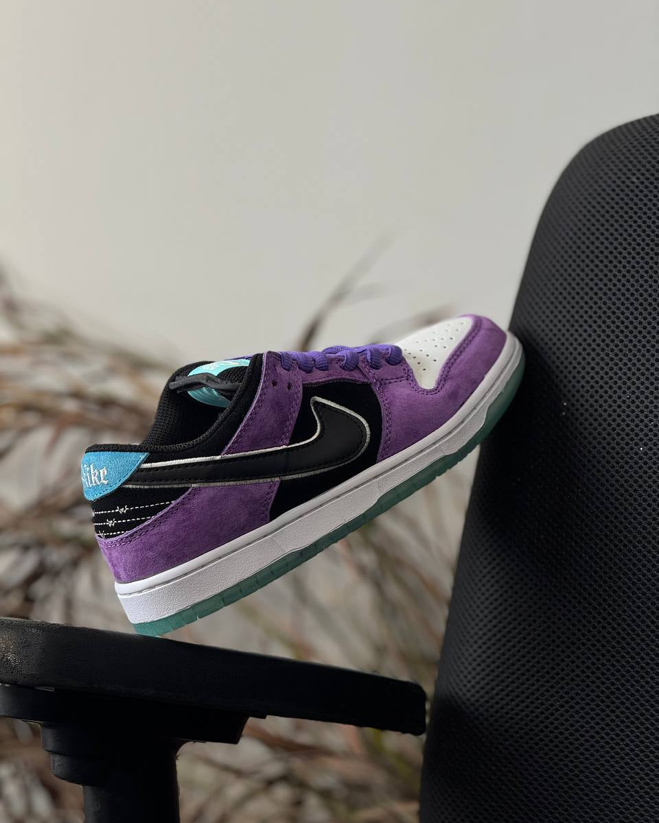 Nike SB Dunk Low “Purple Nebula”