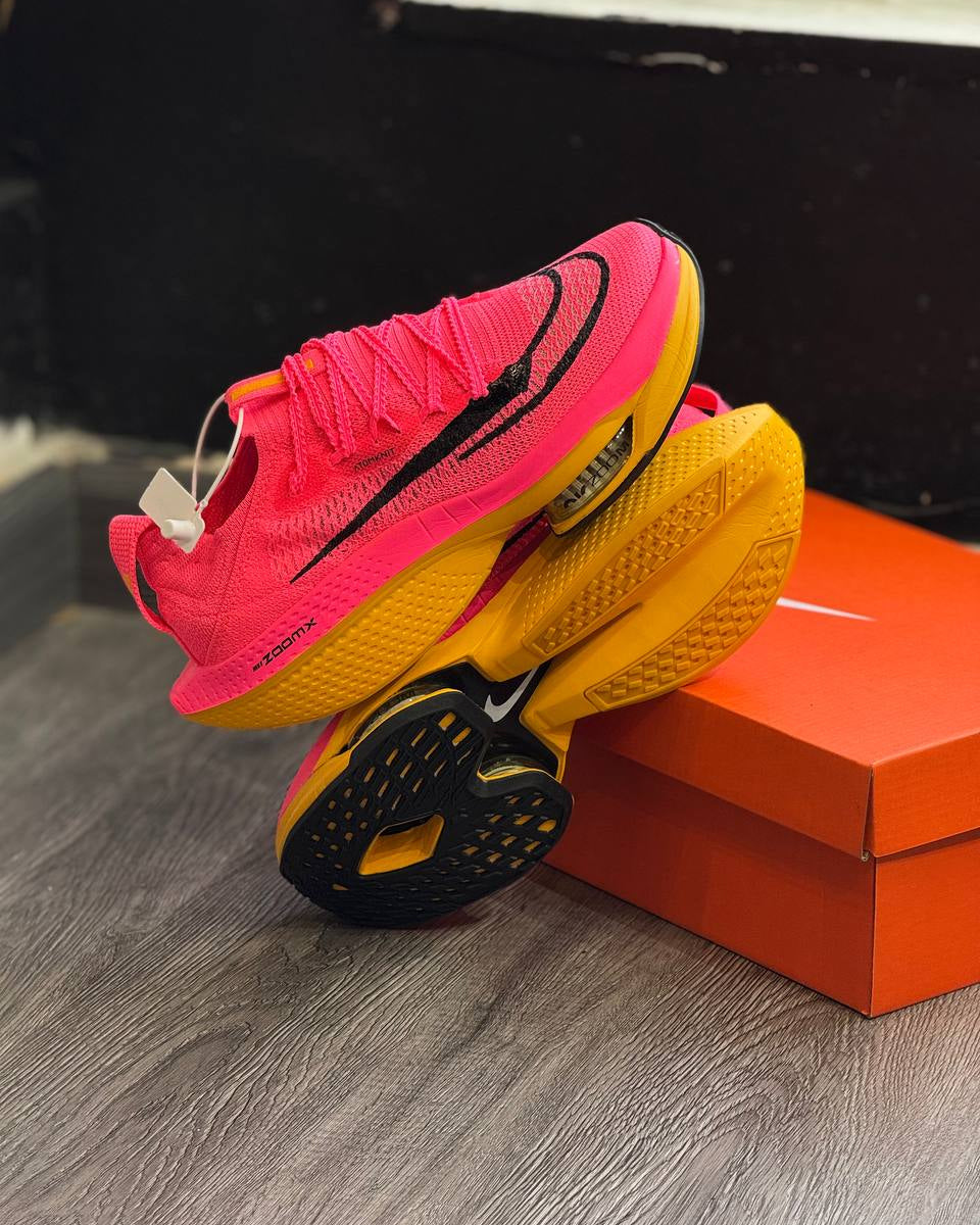 Nike ZoomX Streakfly – Pink Volt Edition