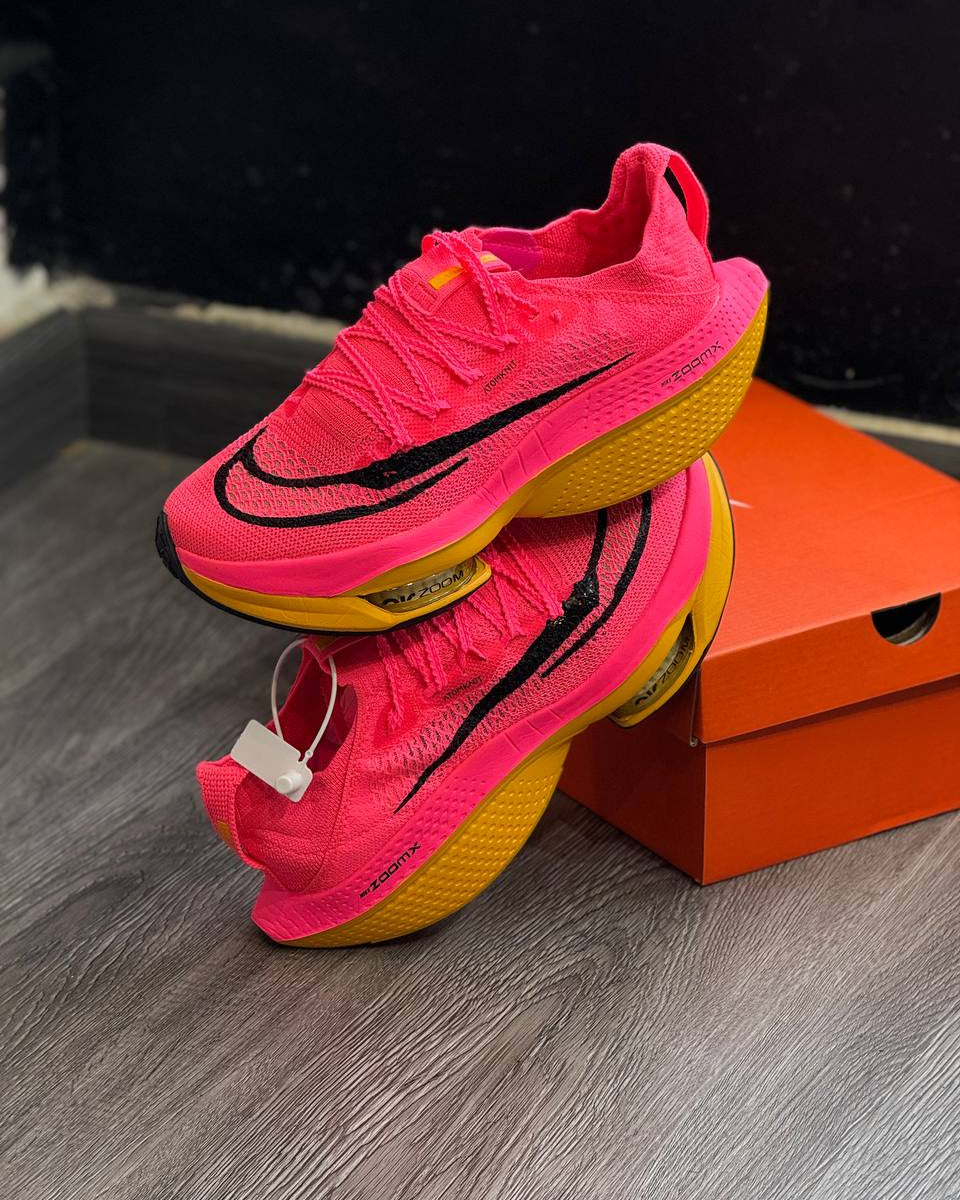 Nike ZoomX Streakfly – Pink Volt Edition