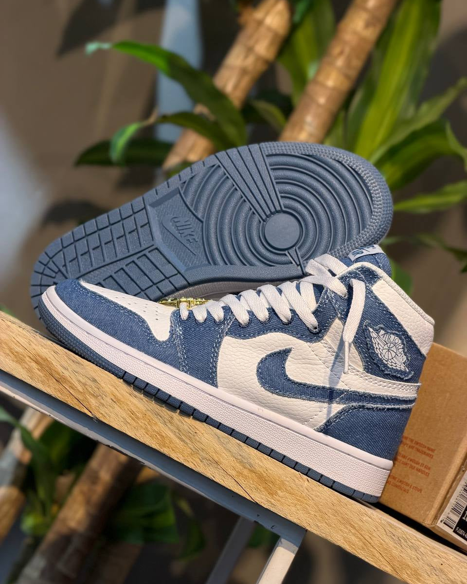 Air Jordan 1 Retro High OG WMNS “Denim” White/Worn Blue/Metallic Gold