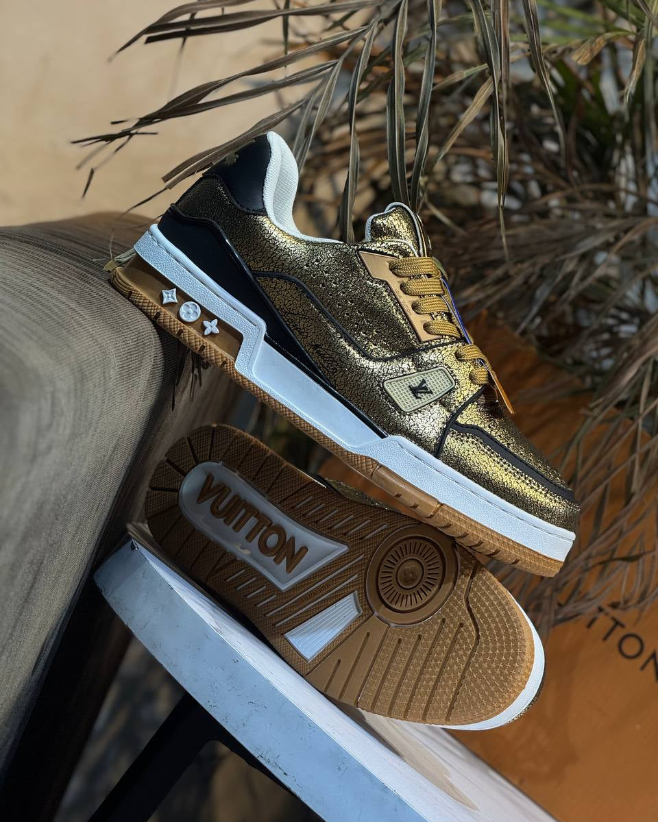 Louis Vuitton LV Trainer Sneaker Gold / Black / Gum