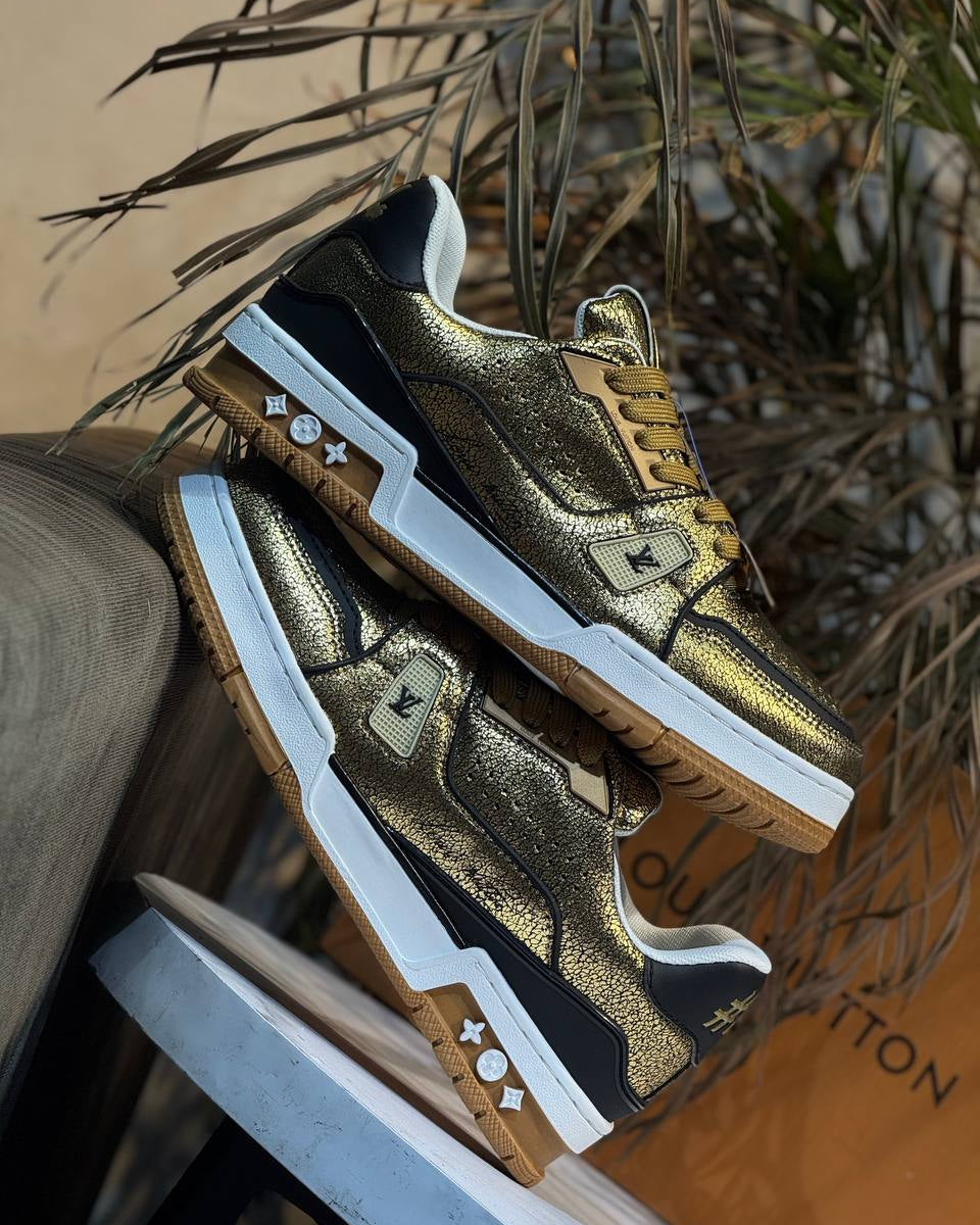 Louis Vuitton LV Trainer Sneaker Gold / Black / Gum