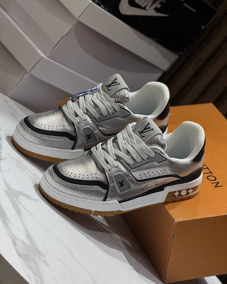 Louis Vuitton LV Trainer Sneaker Silver / Black / Gum