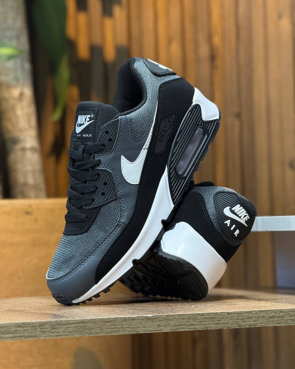 Nike Air Max 90 Essential “Black/White/Anthracite