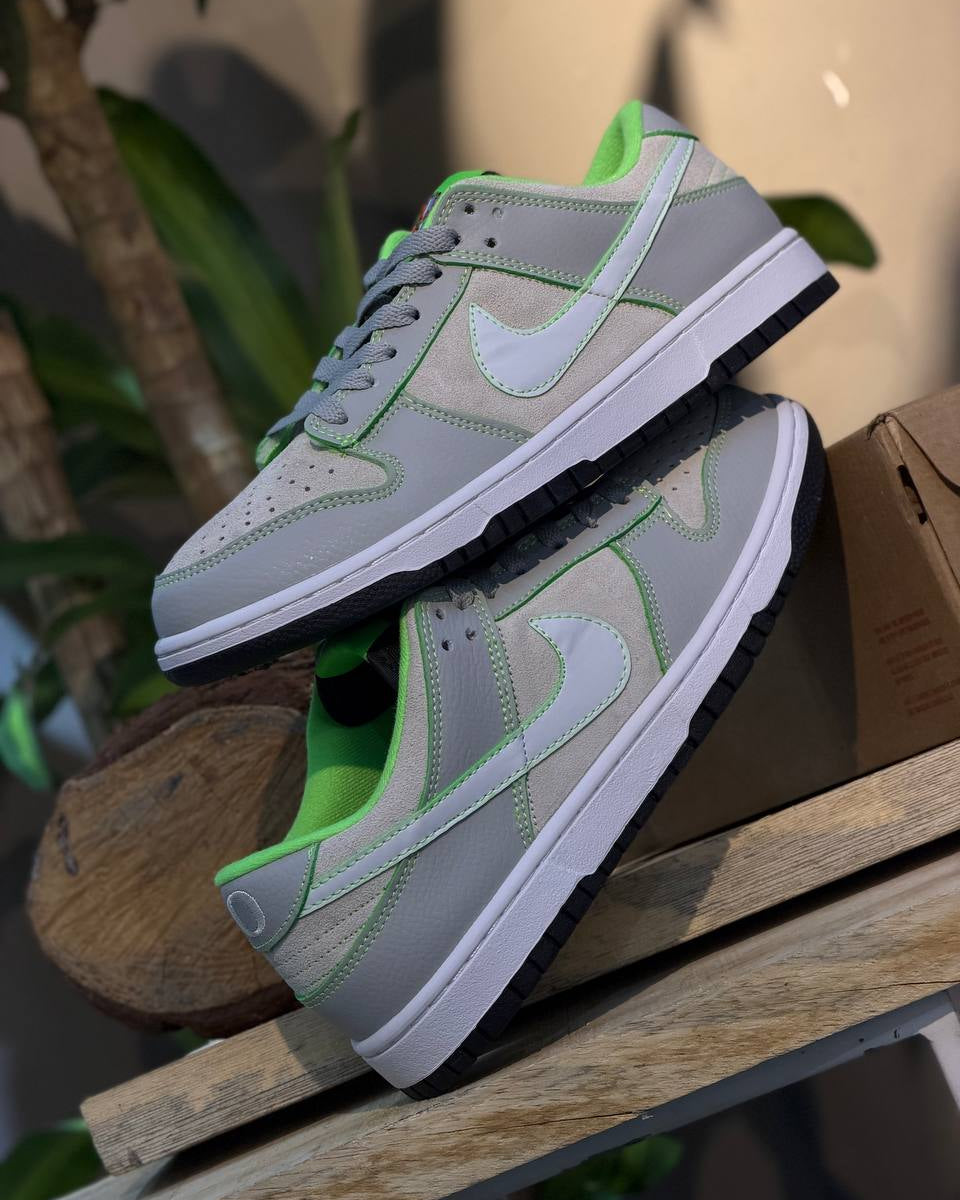 Nike Dunk Low “University of Oregon” PE