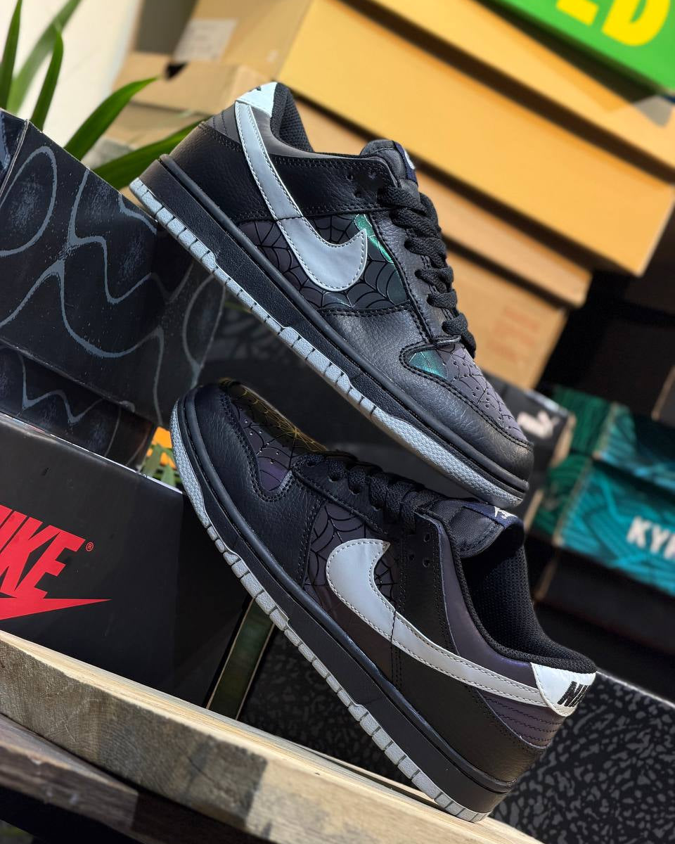 Nike Dunk Low GS “Symbiote”