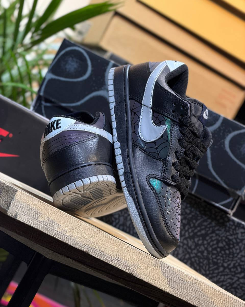 Nike Dunk Low GS “Symbiote”