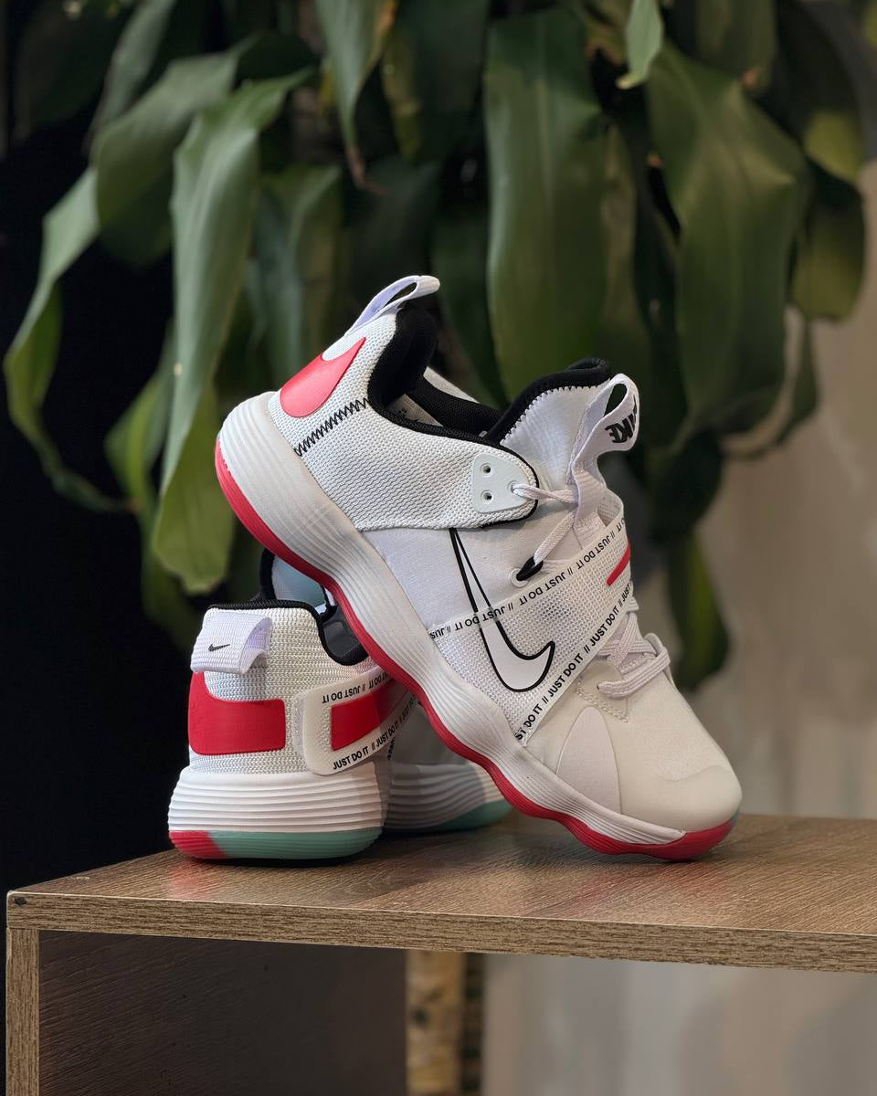 Nike React Hyperset