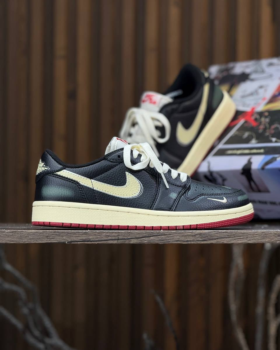Air Jordan 1 Low OG “Black Vintage Red Sole”