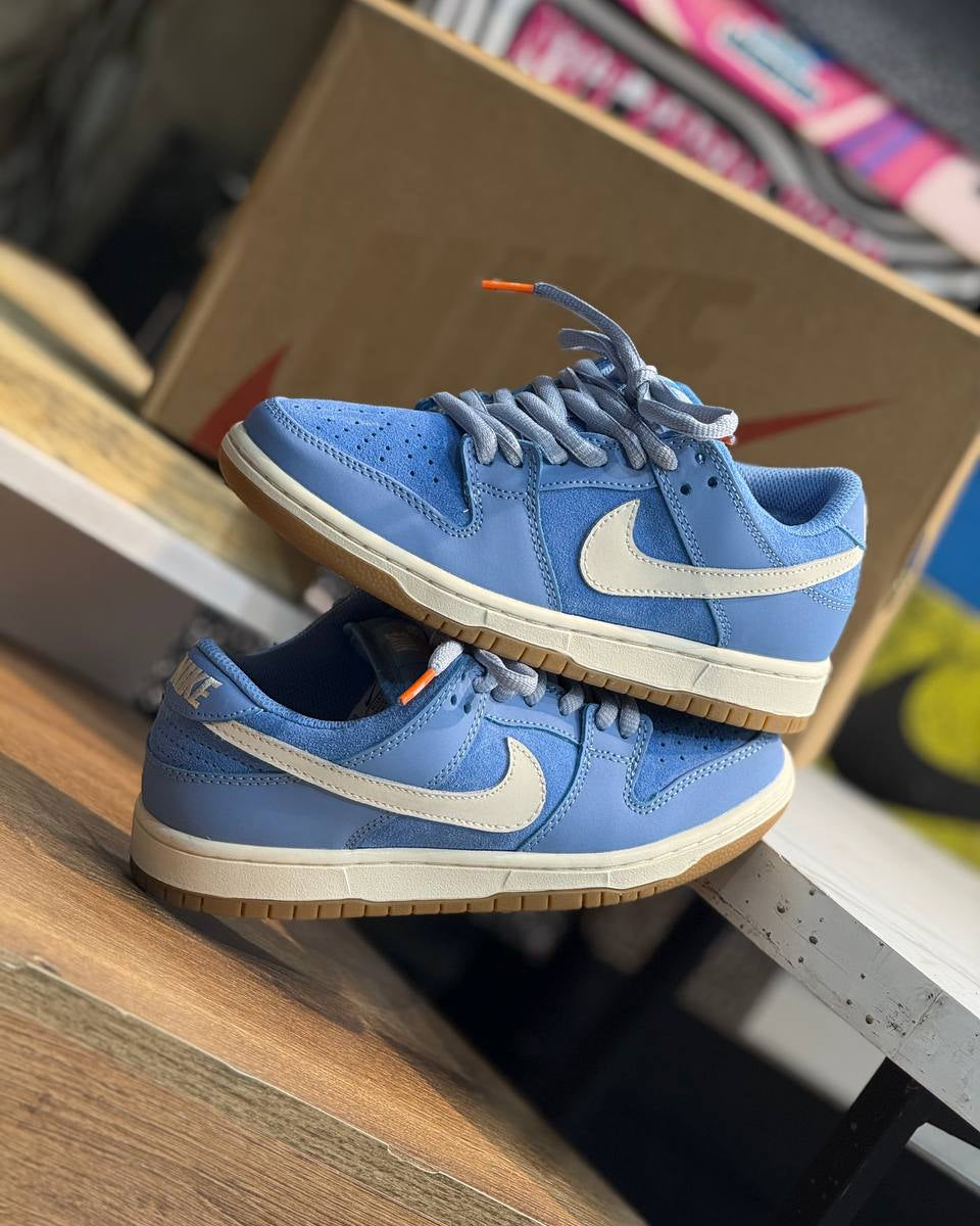 Nike SB Dunk Low “Blue Cream Gum”