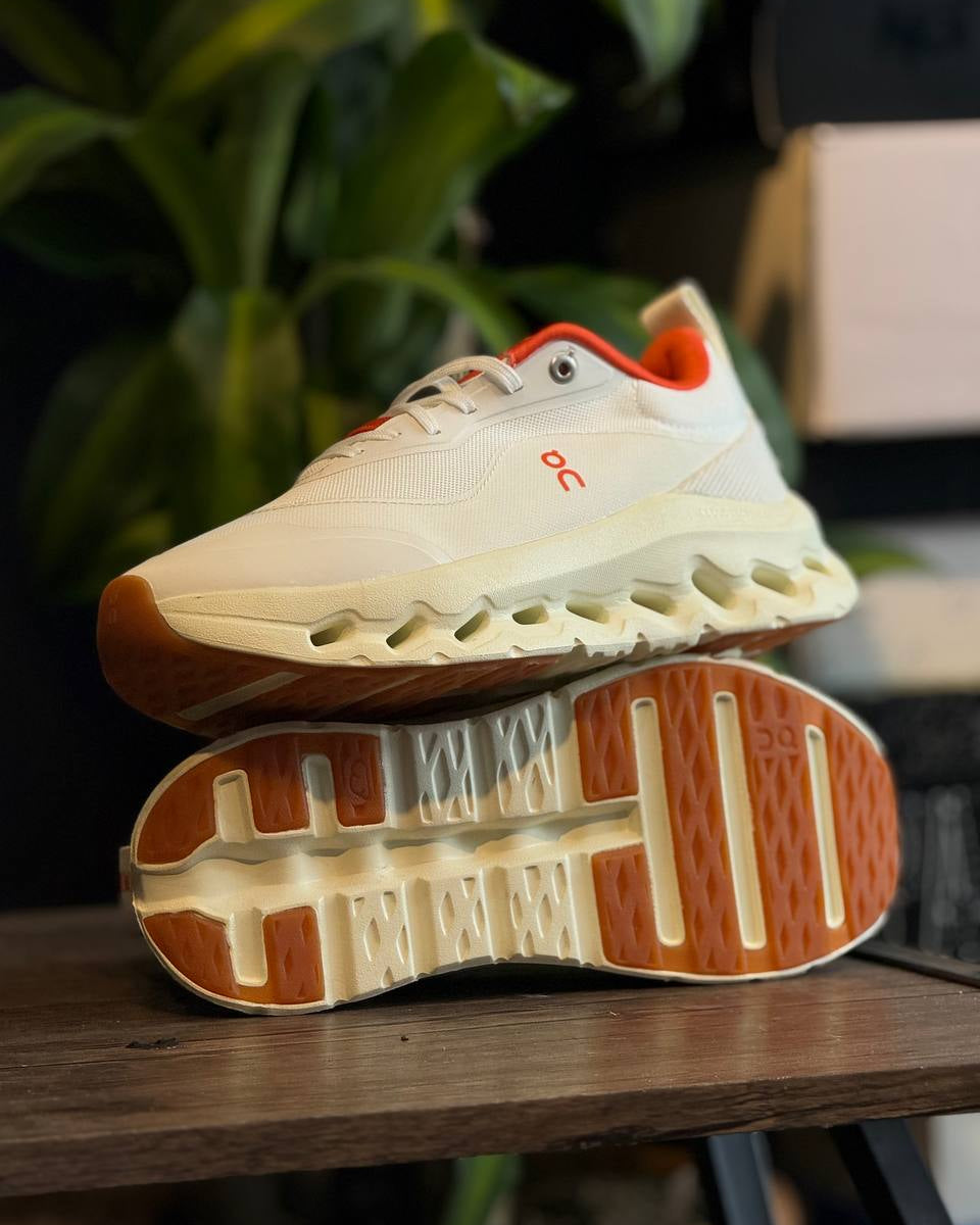 On Running x LOEWE Cloudtilt – Cream Orange