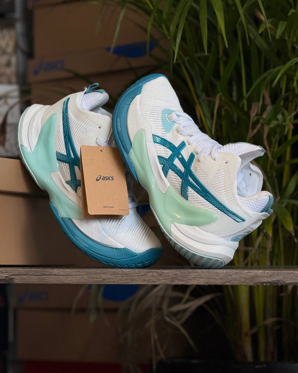 ASICS Nova Surge 2 – White / Teal Blue