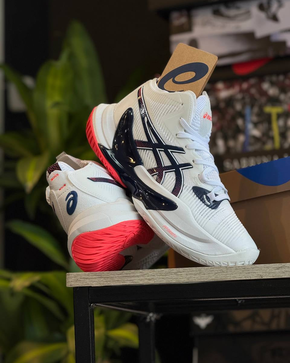 ASICS Nova Surge 2 – White / Black / Red