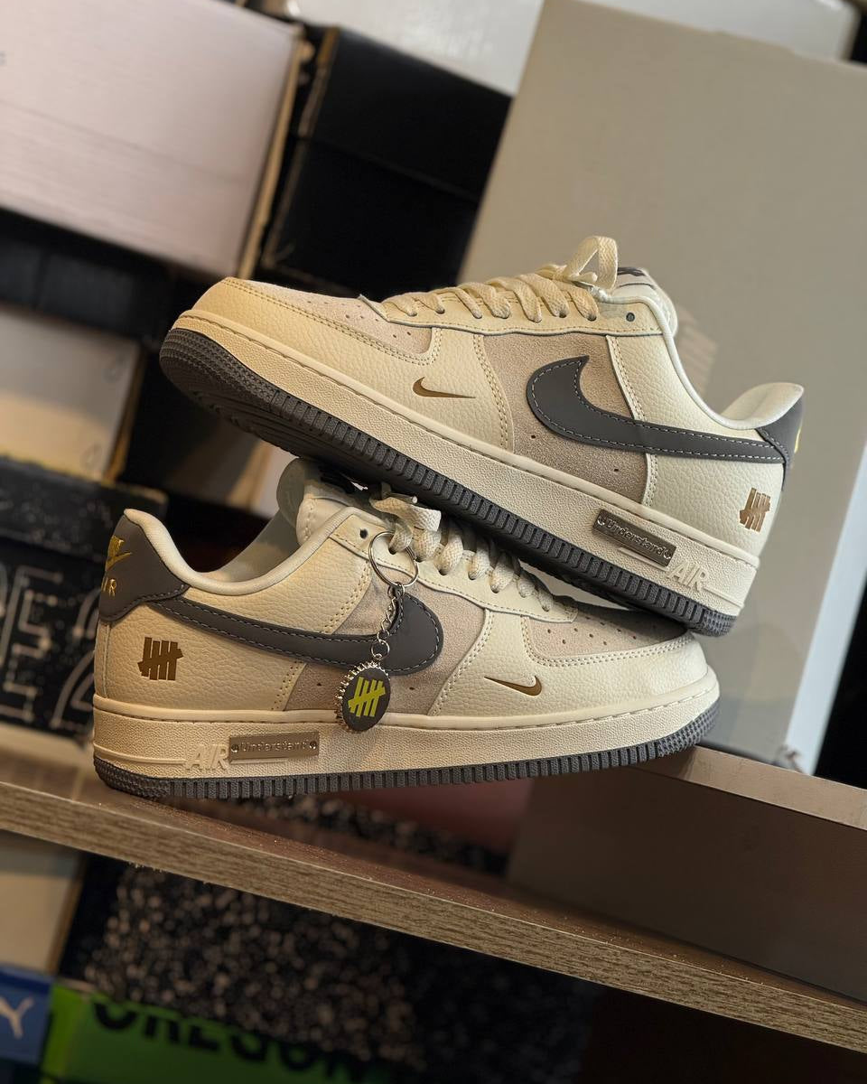 Nike Air Force 1 x UNDEFEATED – Beige / Grey