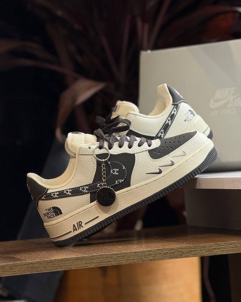 Nike Air Force 1 x The North Face