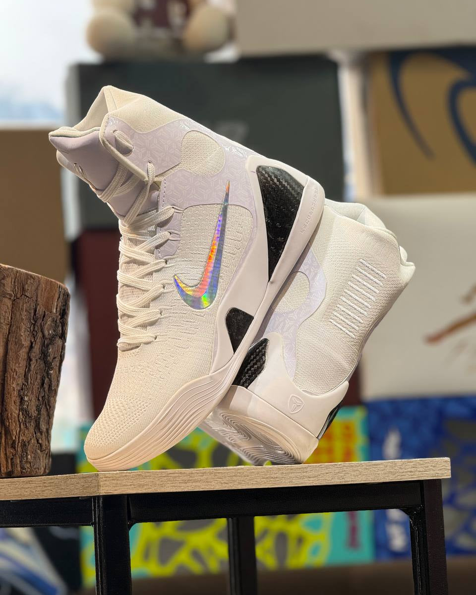 Nike Kobe AD Mid – White Holographic