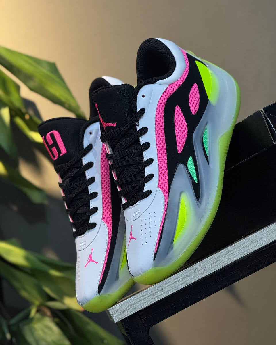 Jordan Heir Series 2 White / Pink / Volt / Black