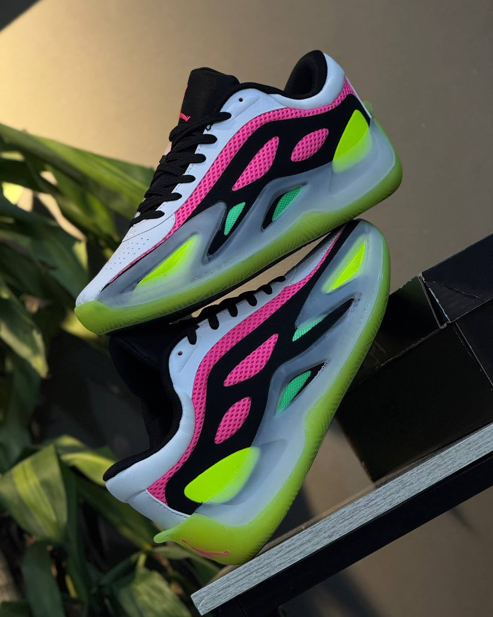 Jordan Heir Series 2 White / Pink / Volt / Black