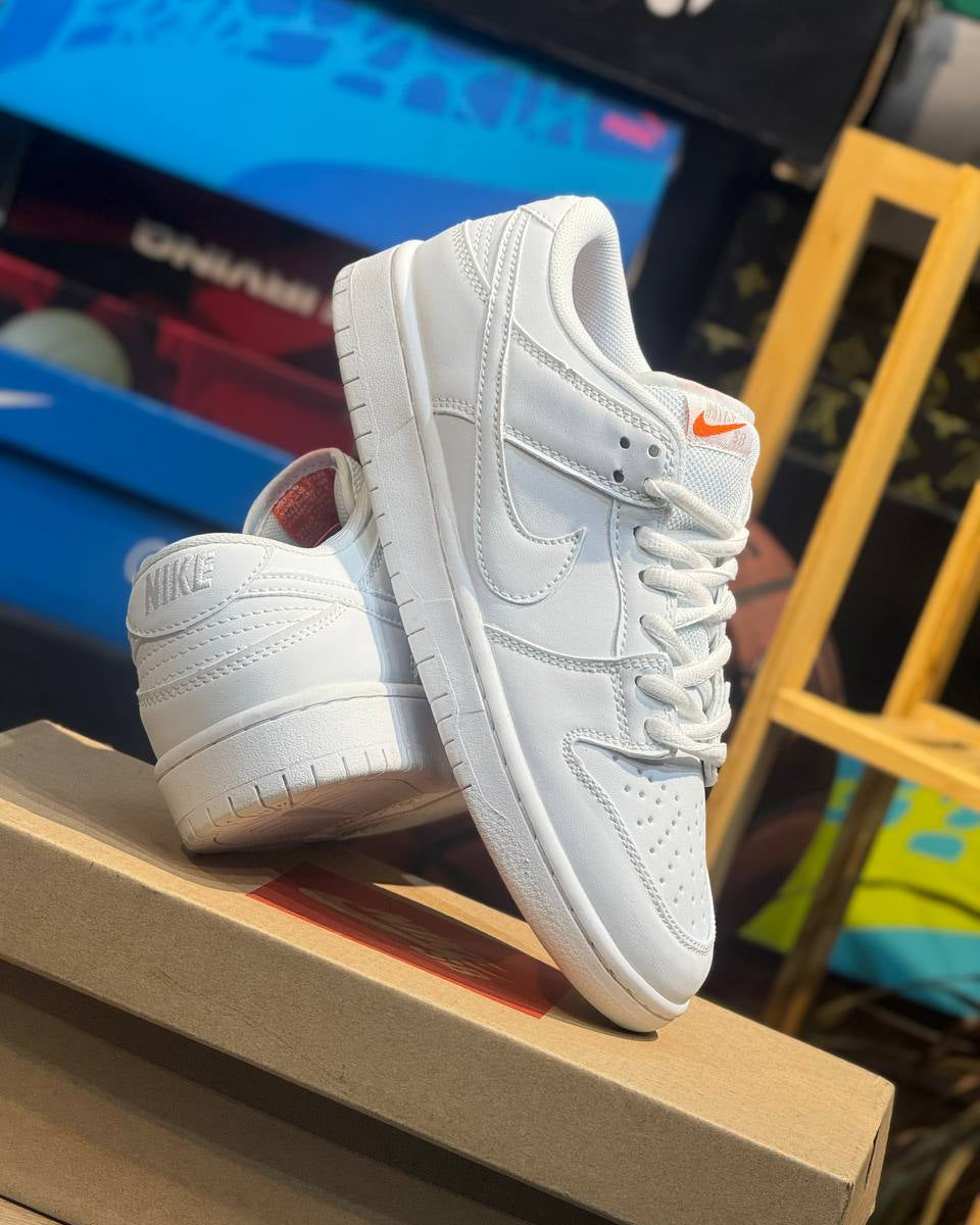 Nike SB Dunk Low Pro Triple White