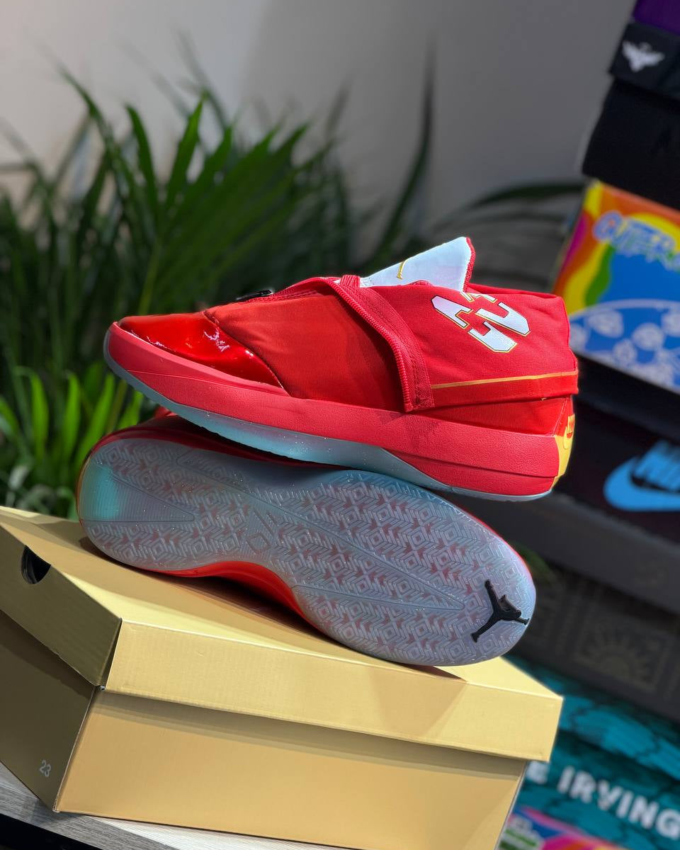 Air Jordan 4028 Red / Gold