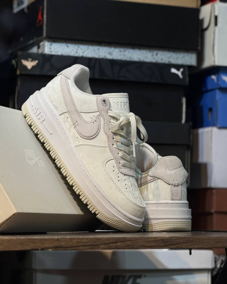 Nike Air Force 1 Low Beige Camuflado