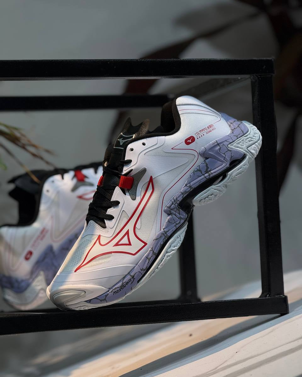 Mizuno Wave Momentum