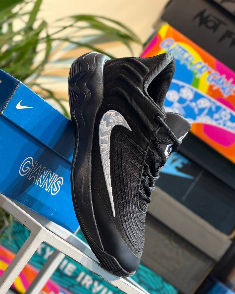 Nike Giannis Immortality 4 “Black/White”