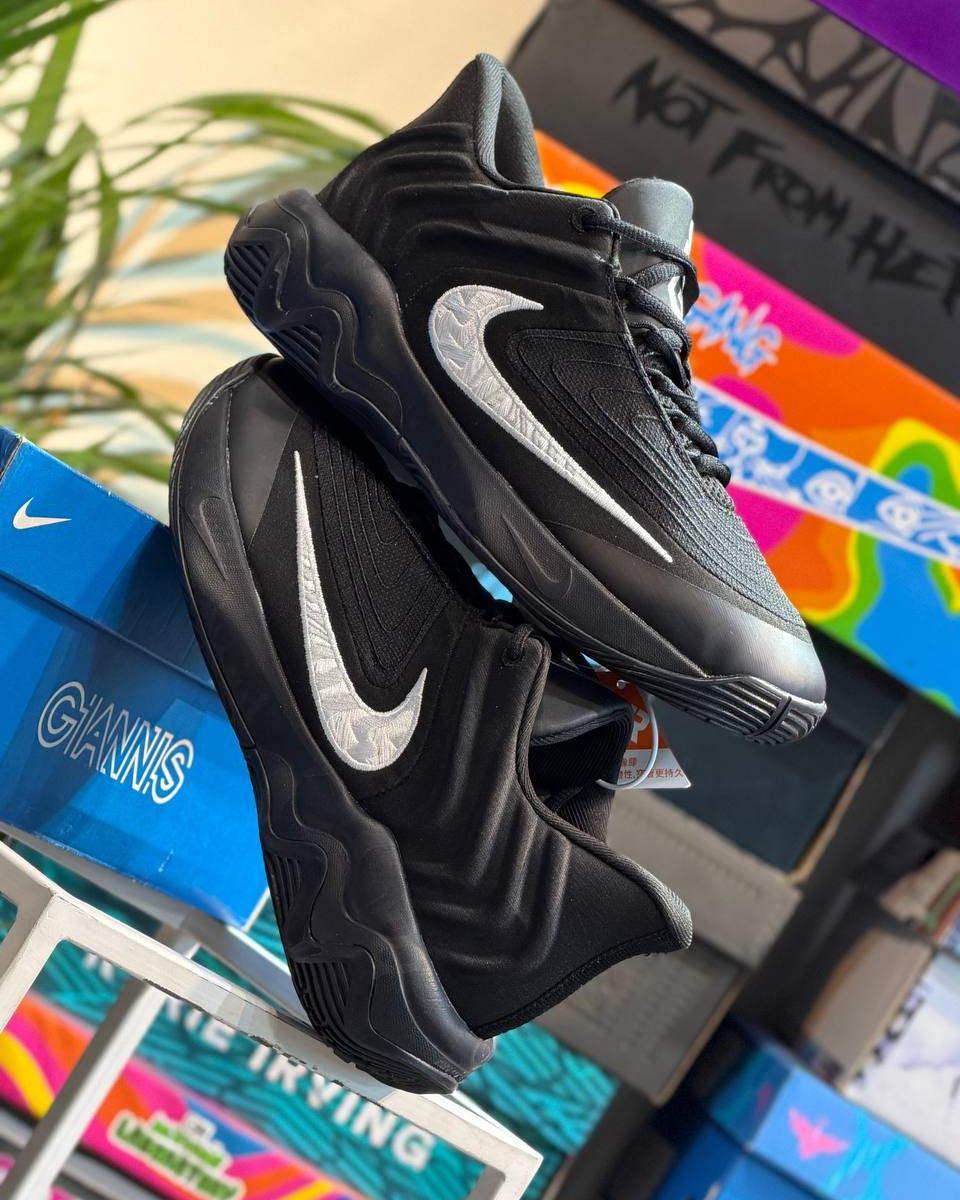 Nike Giannis Immortality 4 “Black/White”