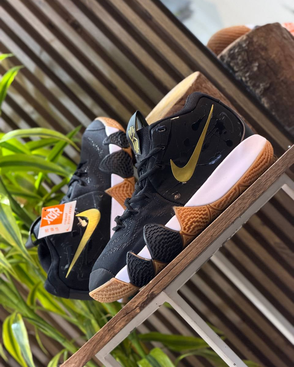 Nike Kyrie 4 “Pitch Blue”