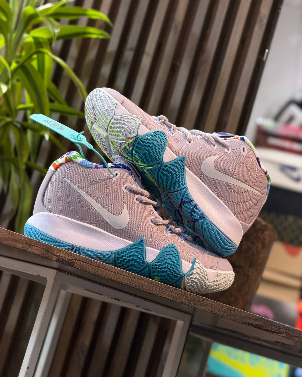 Nike Kyrie 4 “90s”