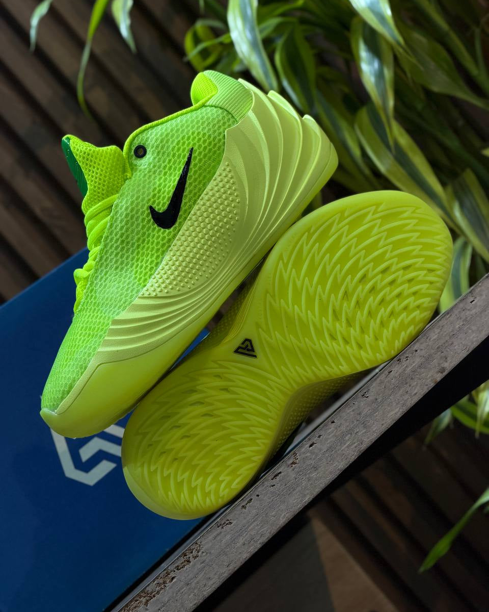 Nike Giannis Freak 8 “Volt”