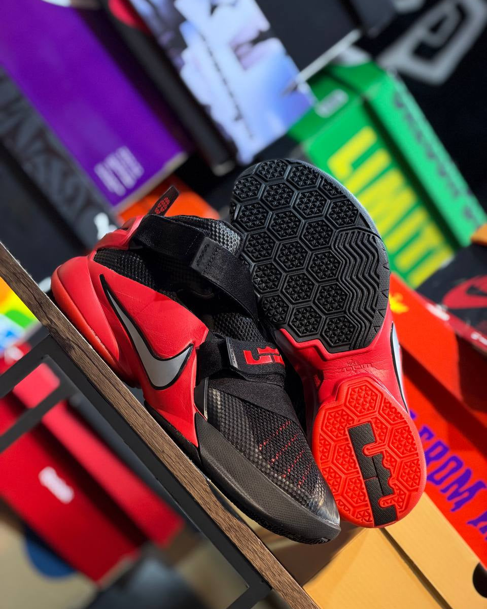 Nike LeBron Soldier 9 “University Red”