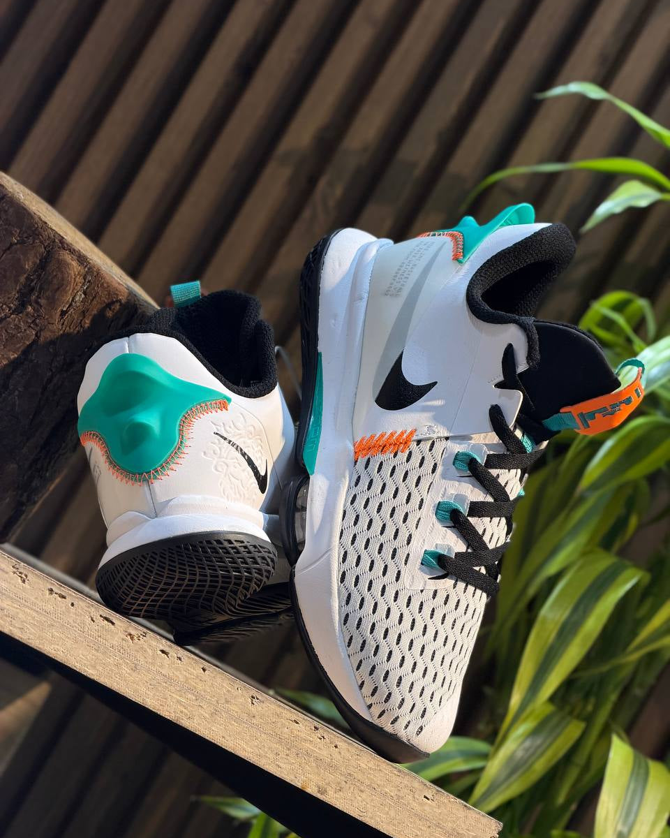 Nike LeBron Witness 5 “White Clear Jade”