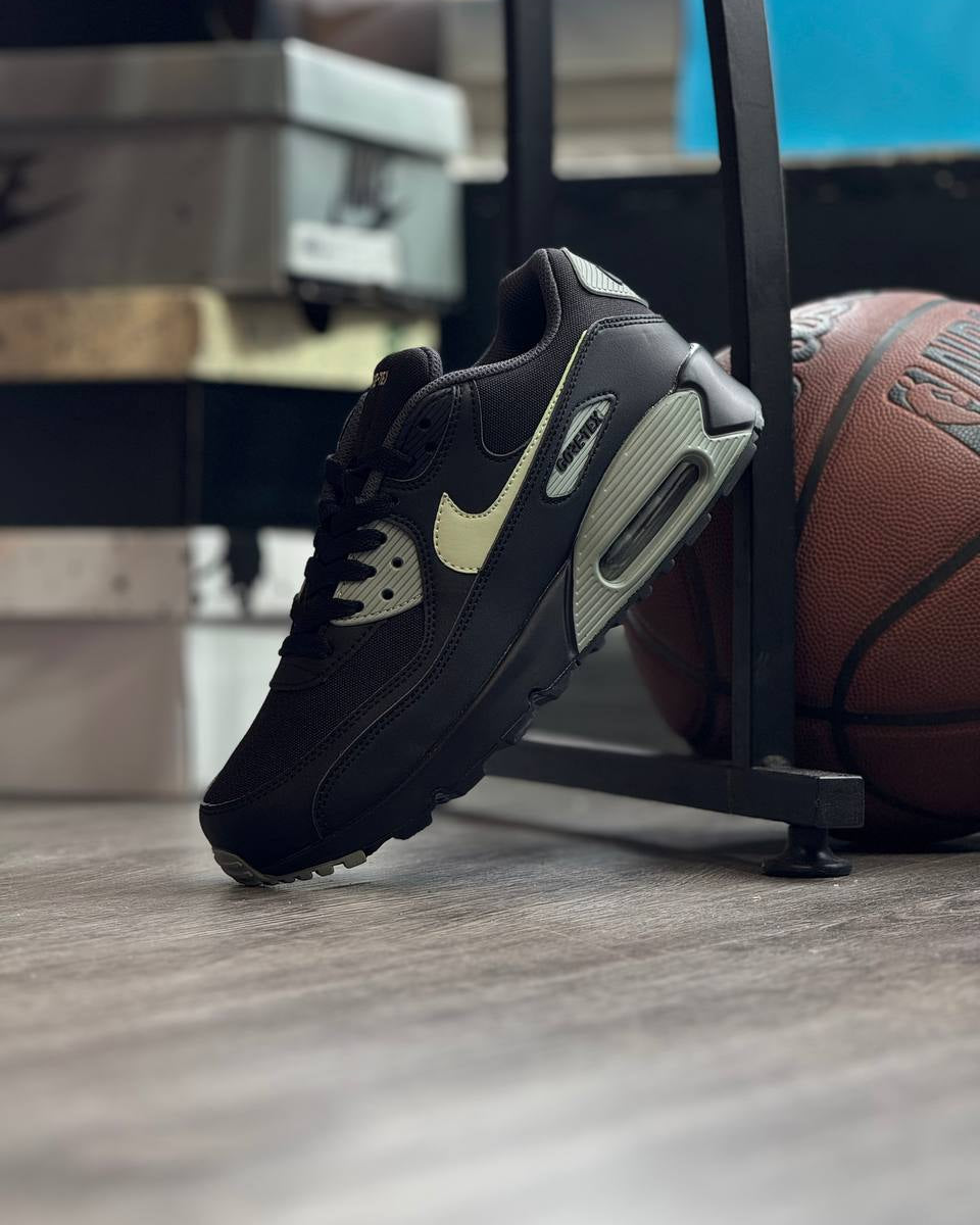 Nike Air Max 90 Gore-Tex – Black / Neutral Olive