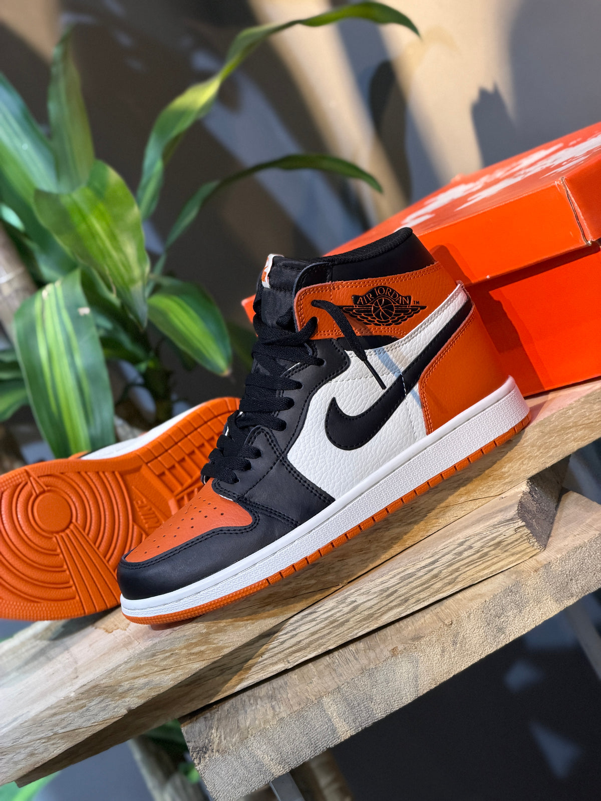 Air Jordan 1 Retro High OG "Shattered Backboard"