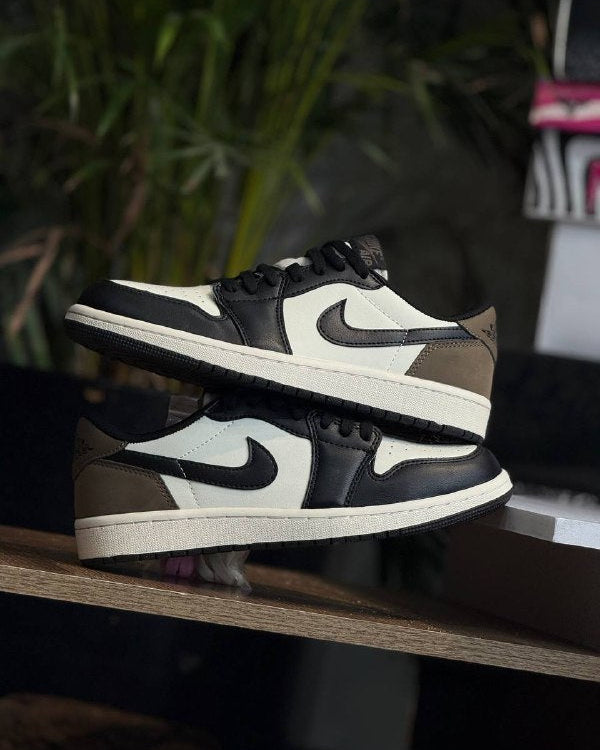 Air Jordan 1 Low Mocha