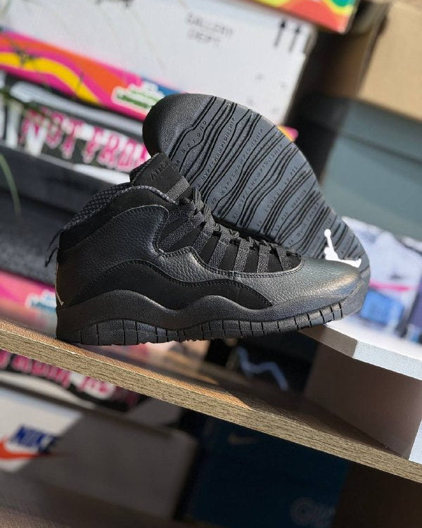 Air Jordan 10 Retro OVO “Drake”