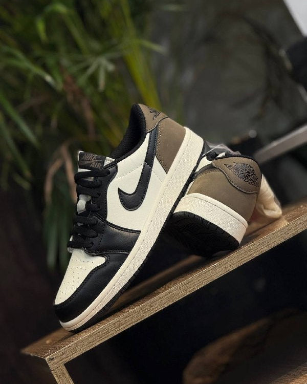 Air Jordan 1 Low Mocha