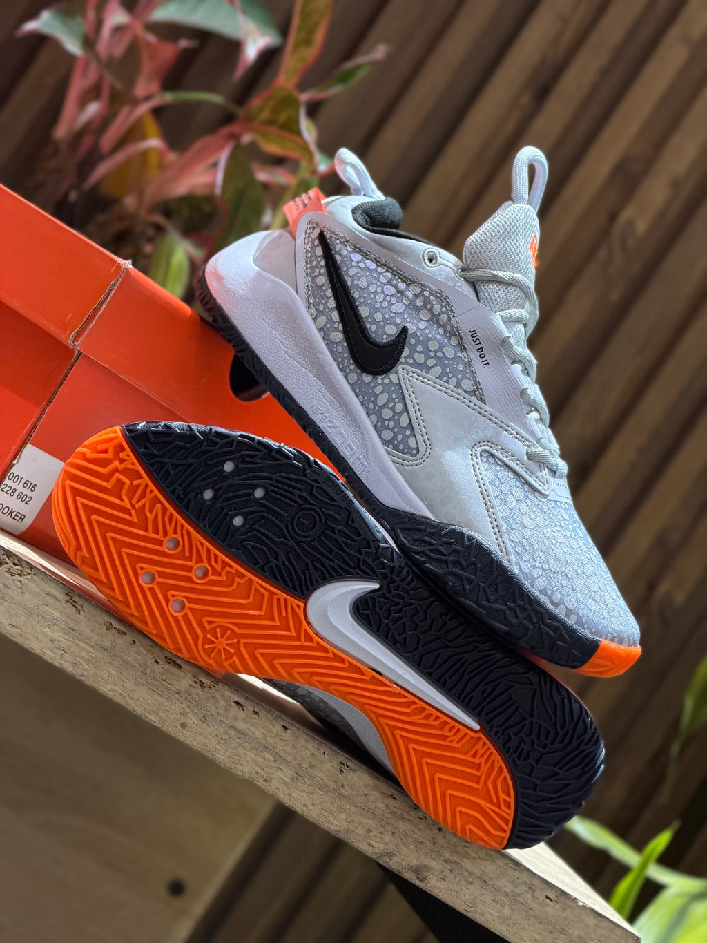 Nike HyperAce 3 SE "White/Black/Orange"