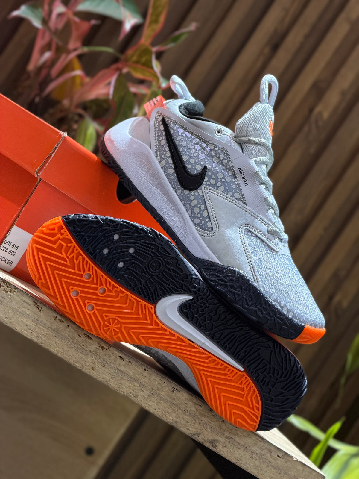 Nike HyperAce 3 SE "White/Black/Orange"