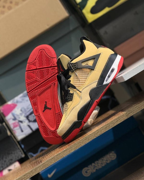 Air Jordan 4 “Pizza”
