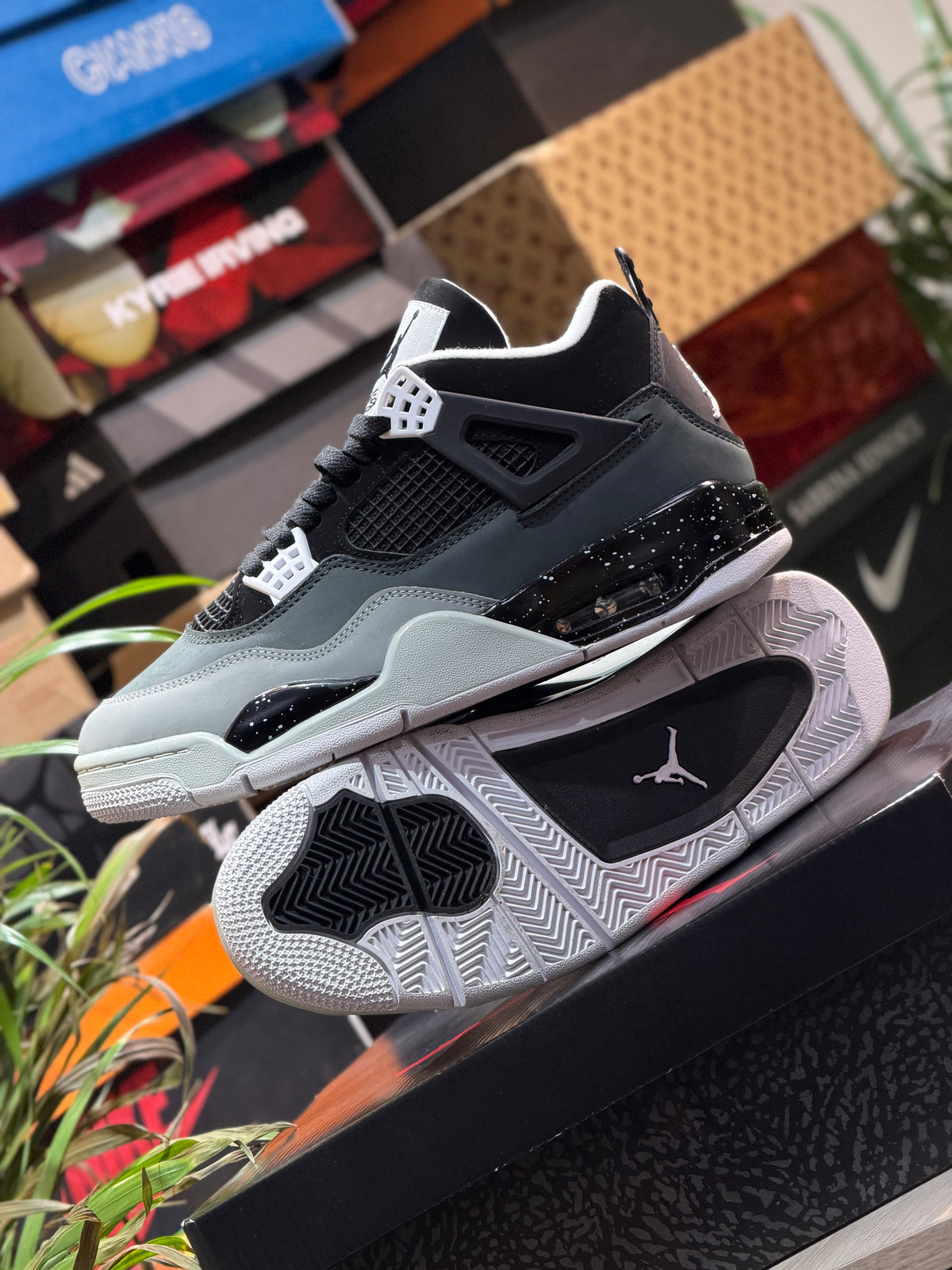 Air Jordan 4 Retro "Fear"