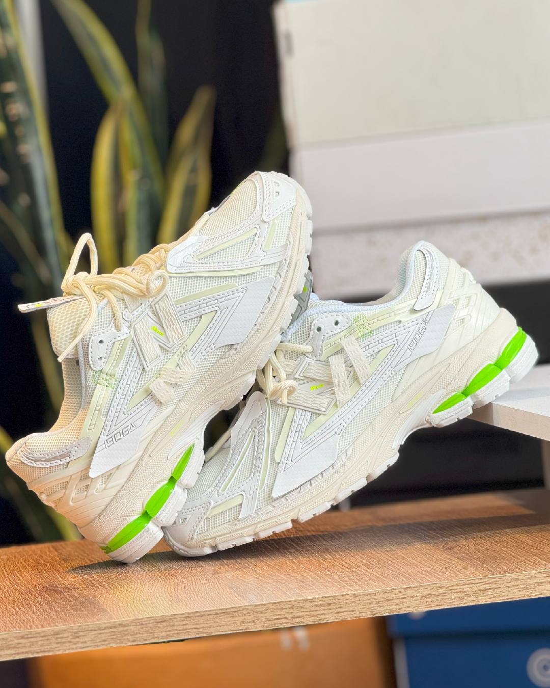 New Balance 1906 Beige