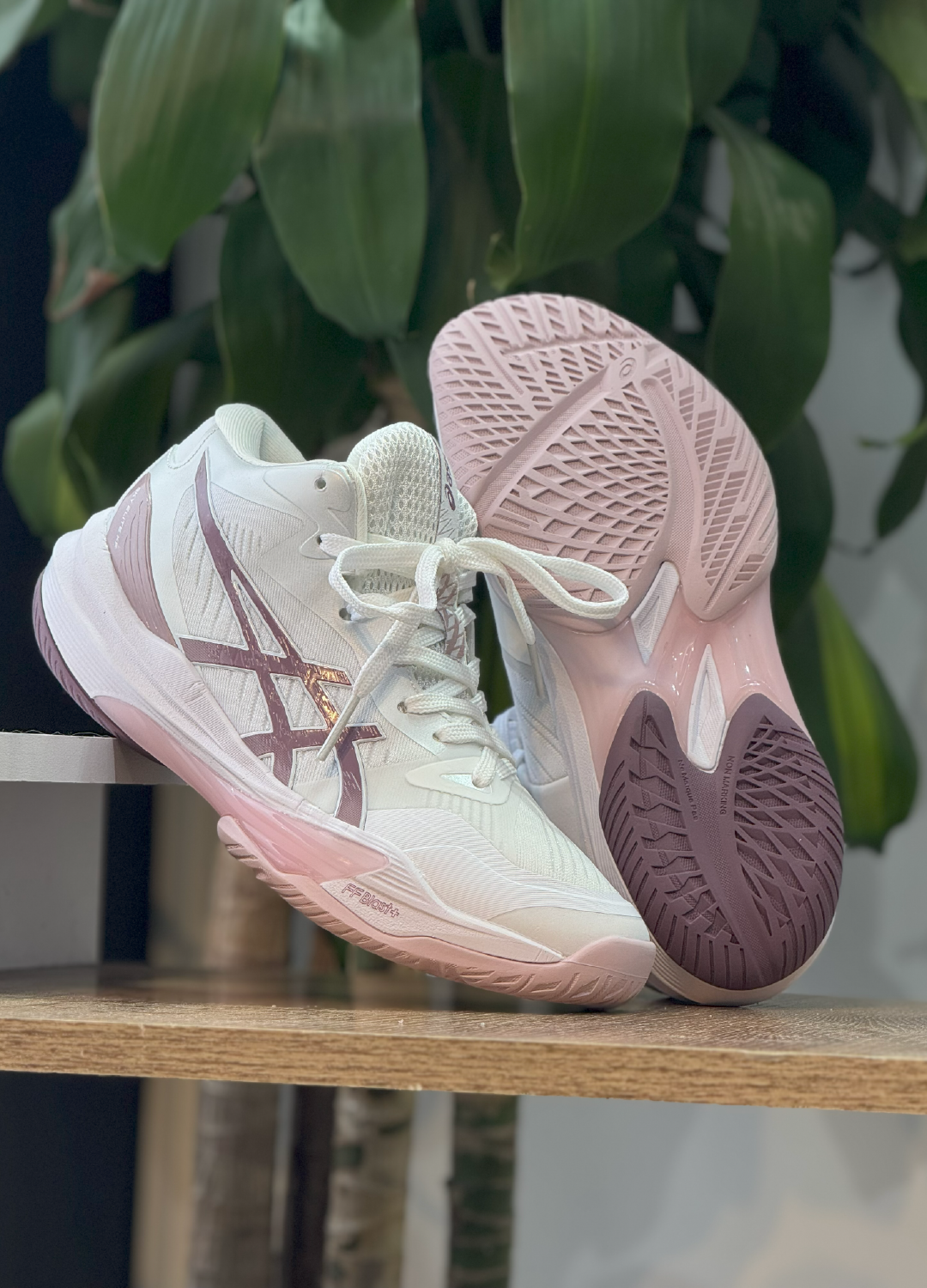 ASICS Sky Pink