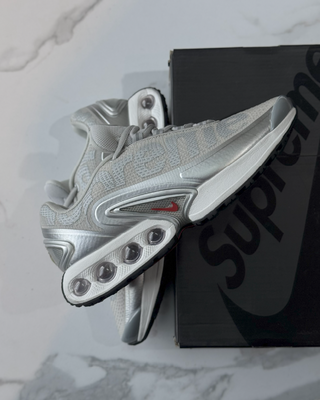 Nike Air Max DN x Supreme