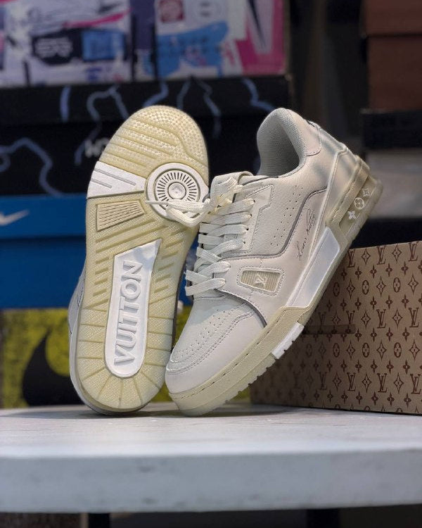 Louis Vuitton Trainer Low White Cream