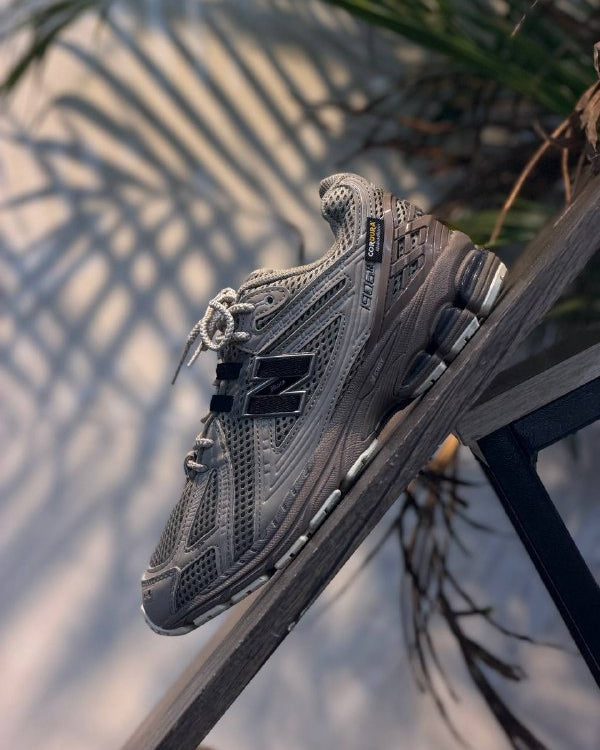 New Balance 1906R Grey Blackn x Cordura