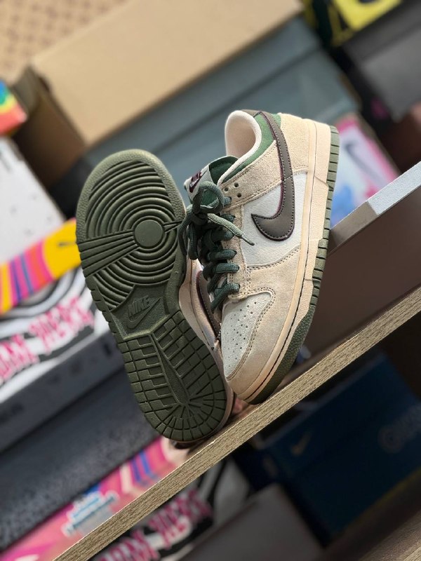 Nike SB Dunk Low “Otomo”